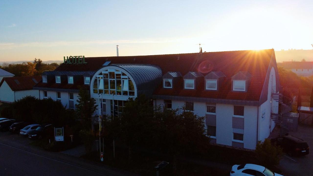 Hotel SunParc - SHUTTLE zum Europa-Park Rust 4km&Rulantica 2km Ringsheim Exterior foto